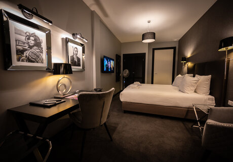 Deluxe (Inside) Room